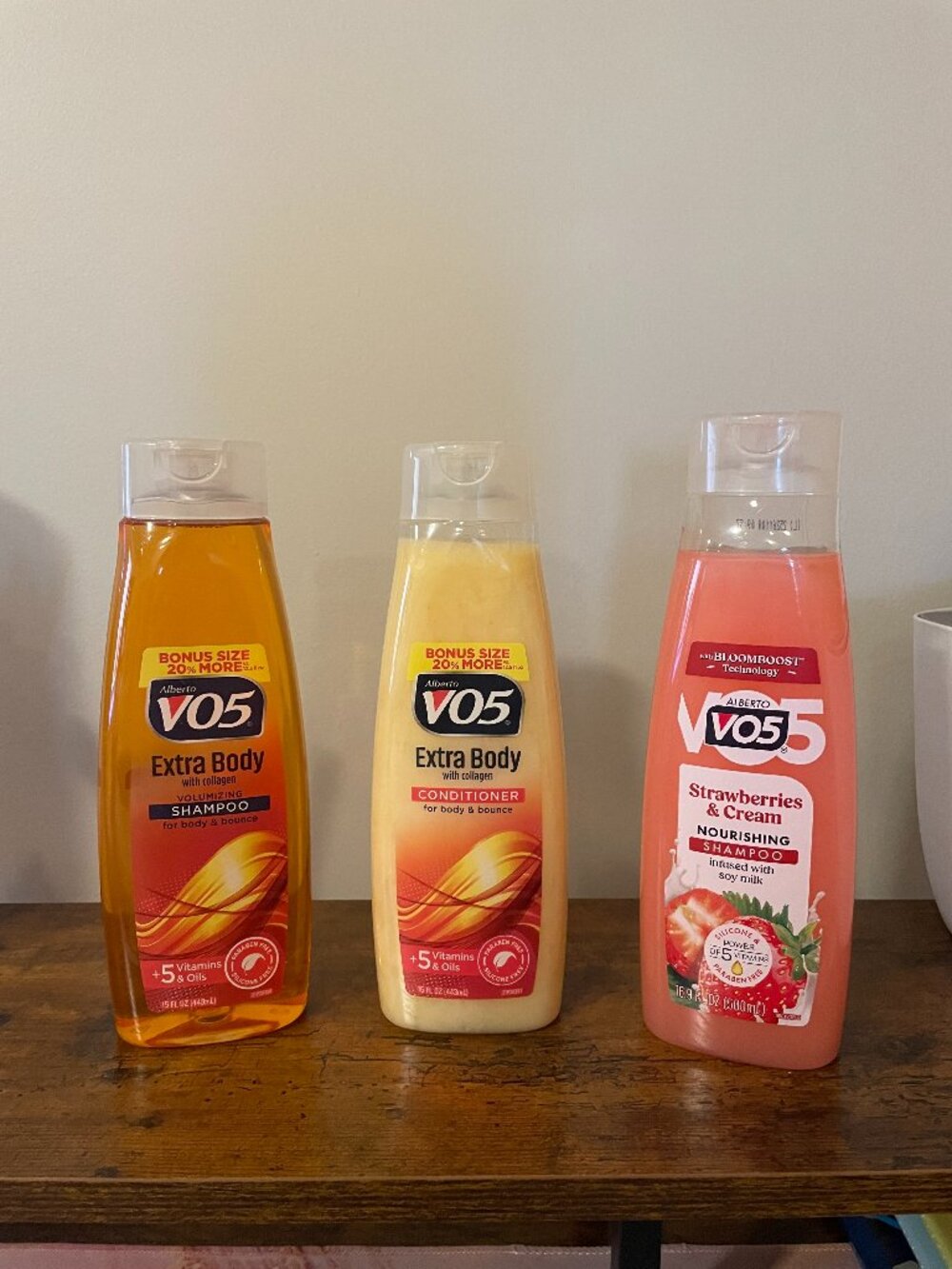 Alberto VO5  Shampoo Strawberries & Cream, Shampoo, Conditioner (3)
